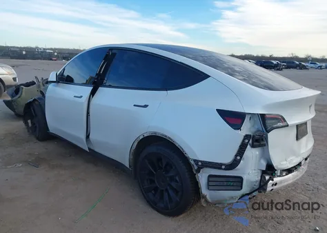 2022 Tesla Model Y Long Range Dual Motor All-Wheel Drive from USA, damaged, VIN 7SAYGDEE8NF387788
